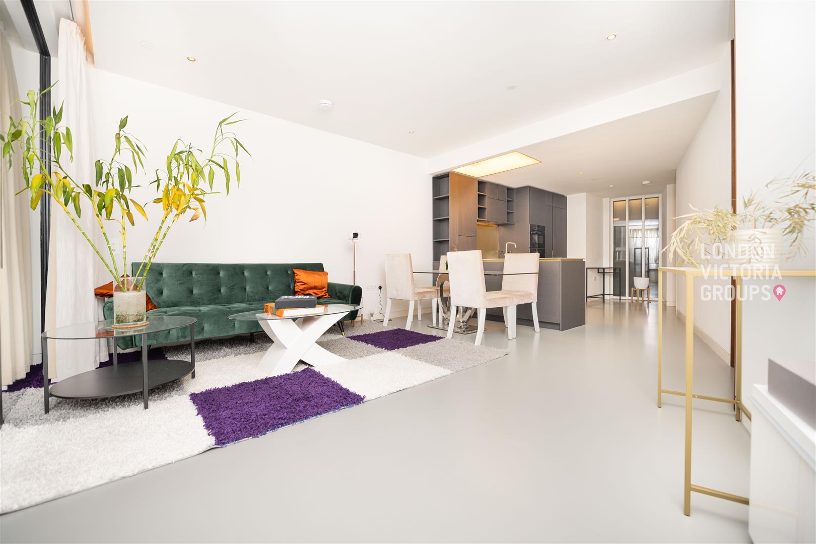 1 bed property in Gasholders Building, 1 Lewis Cubitt Square, London